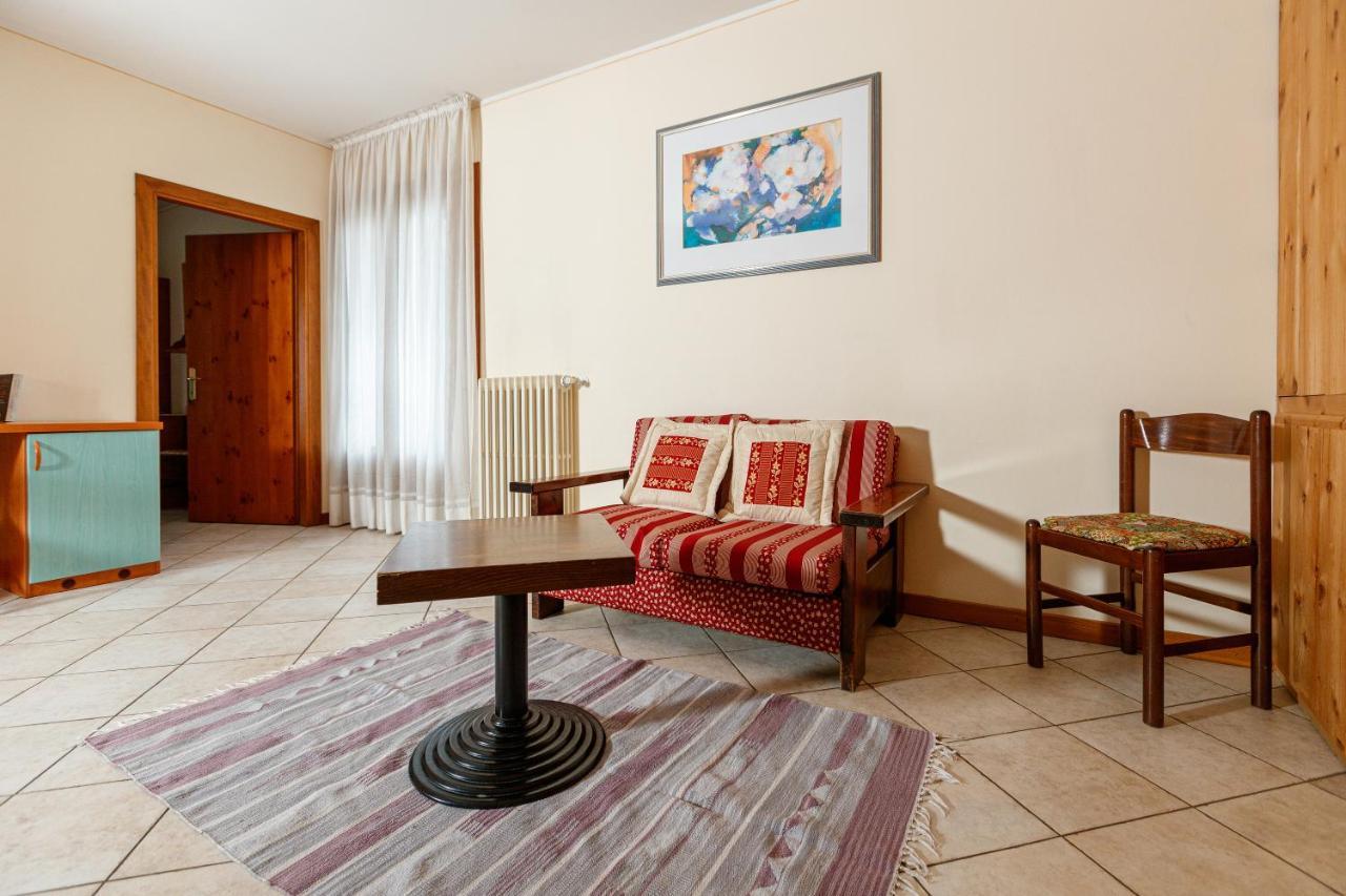 Hotel Villa Rina ボルミオ エクステリア 写真