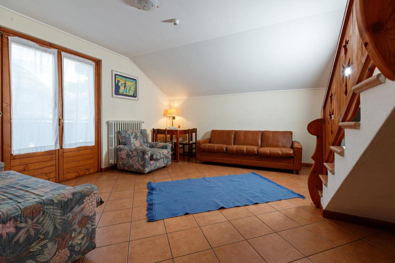 Hotel Villa Rina ボルミオ エクステリア 写真