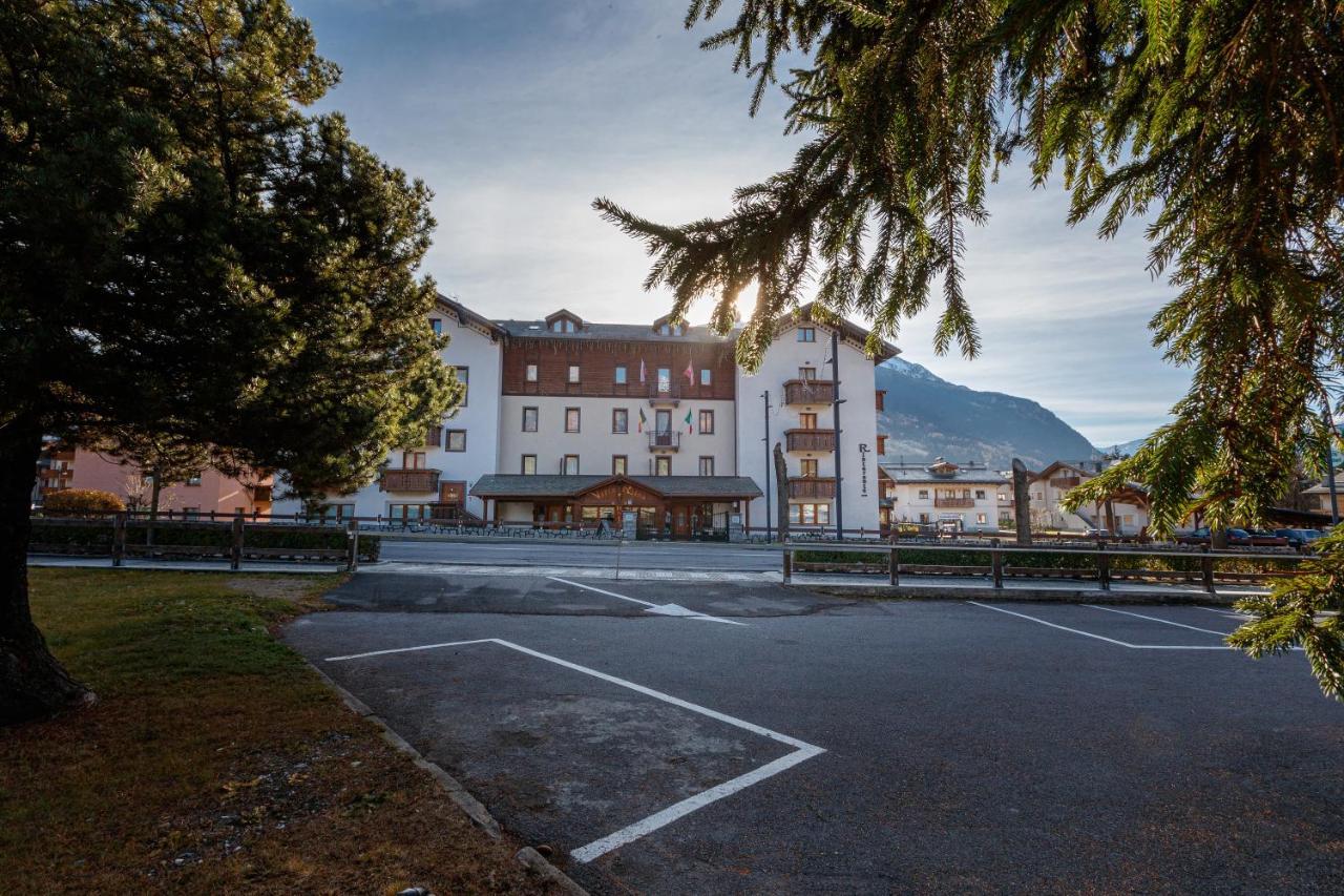 Hotel Villa Rina ボルミオ エクステリア 写真